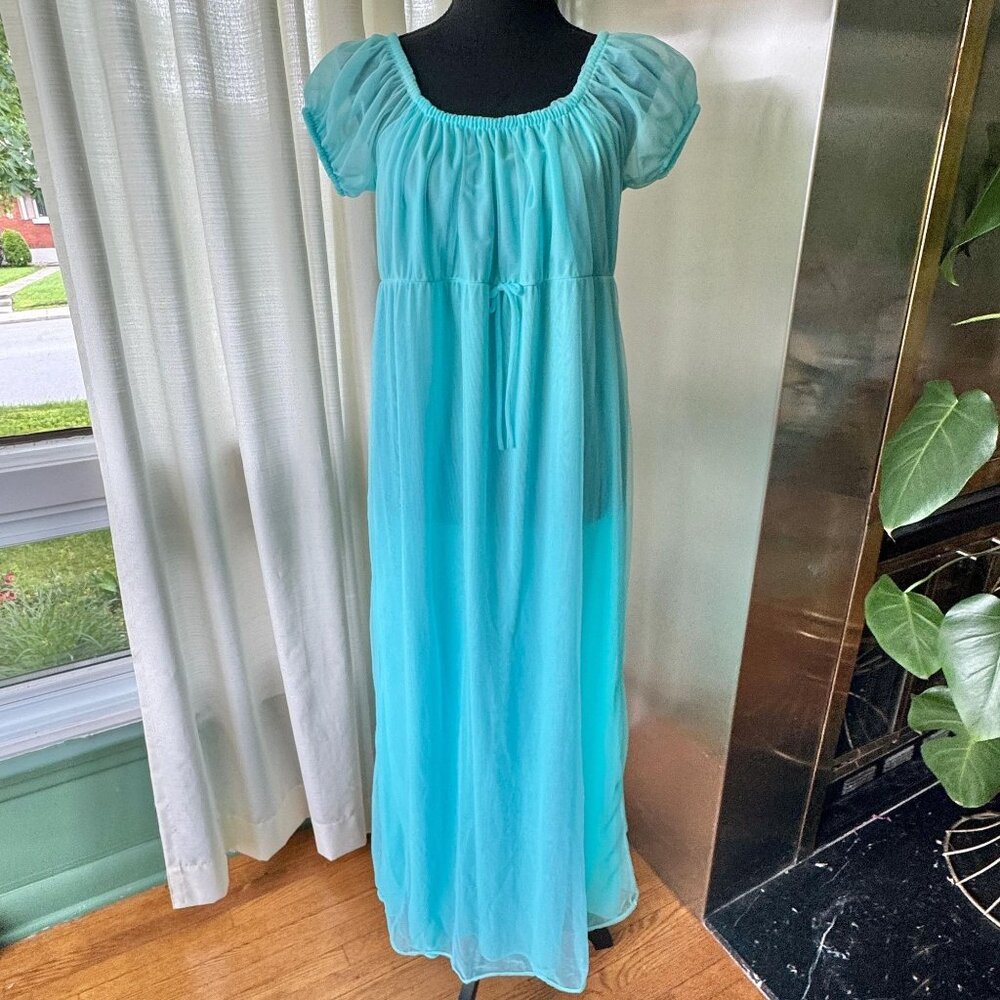 Vintage 70s negligee, teal blue, empire waist, puff sleeves nightgown